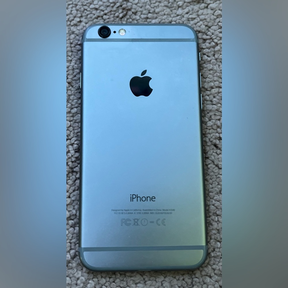 64GB space gray iPhone 6s